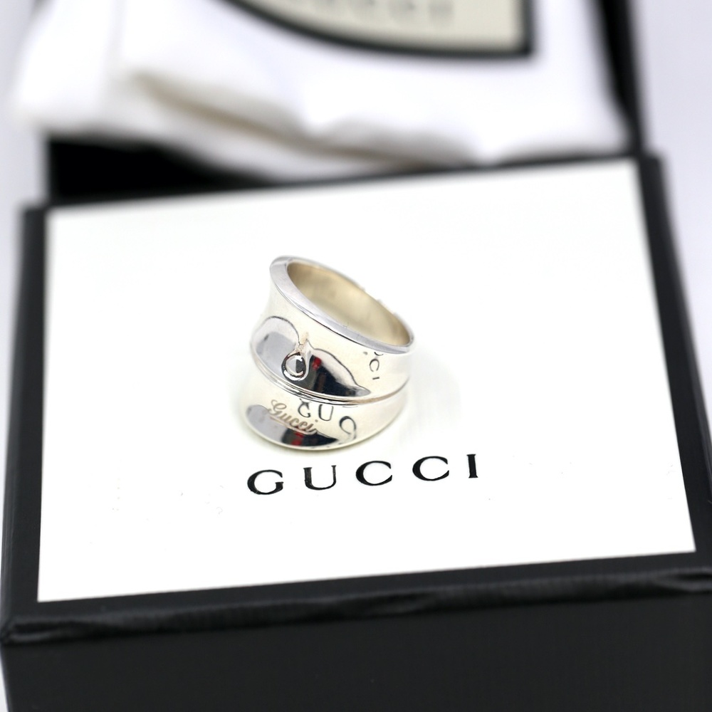 Gucci Ring Size 4.5 - Picture 3 of 12